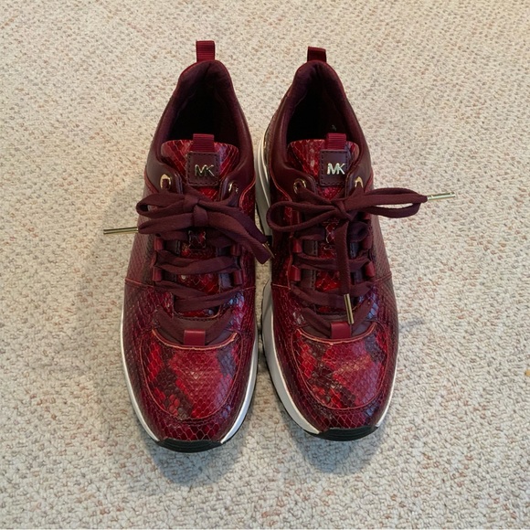 Micheal Kors shoes - Picture 1 of 10